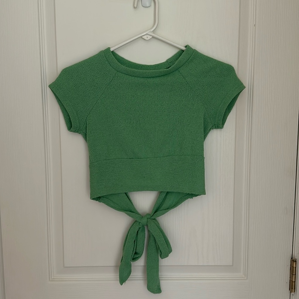 Green back cutout crop top